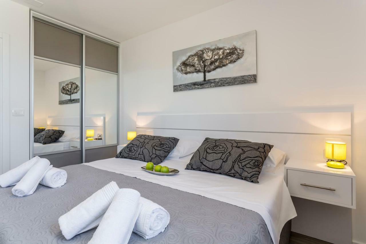 Apartments Villa 19 Podstrana Eksteriør billede